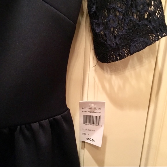 City Triangles Blue Lace Dress- NWT - Picture 3 of 3